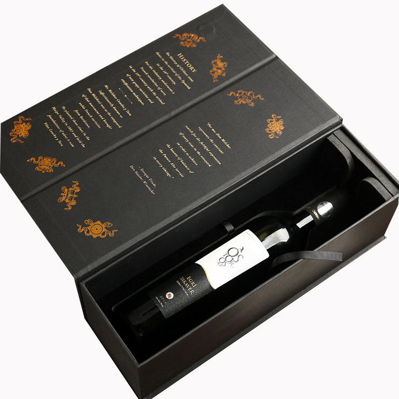 Magnetic Wine Box top view with black insert and single bottle slot